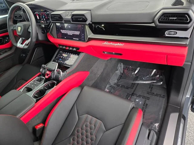 Used 2025 Gray Lamborghini SE image 18