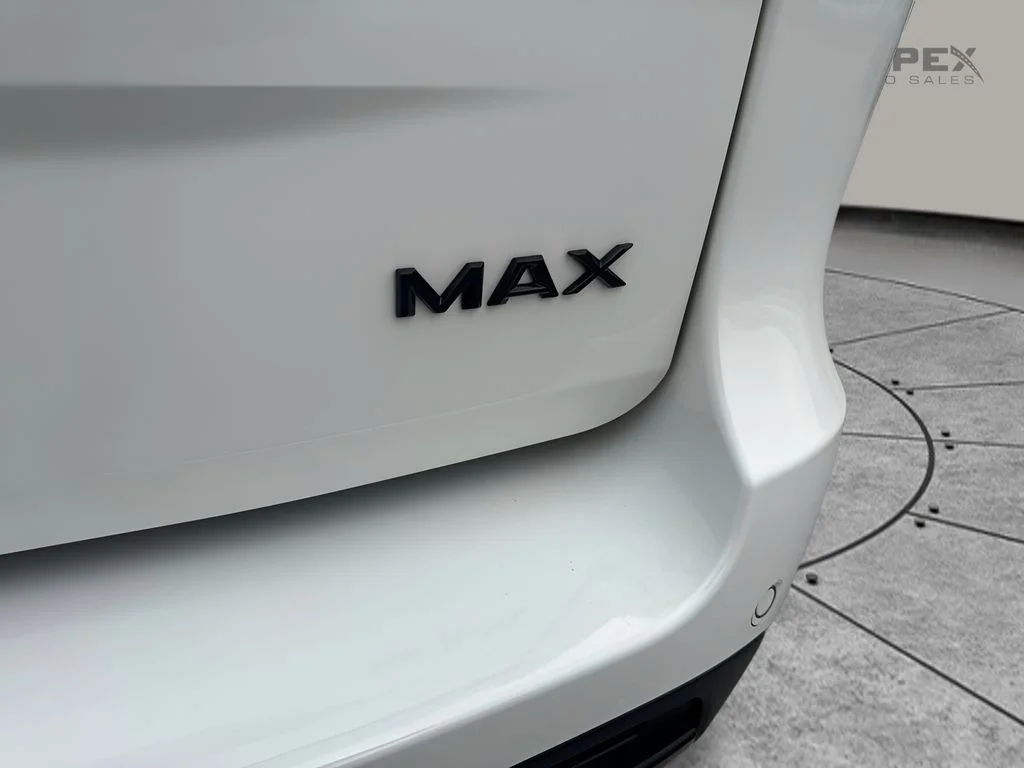 Used 2025 White Ford Platinum image 35