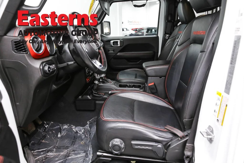 Used 2020 White Jeep Unlimited Rubicon image 14