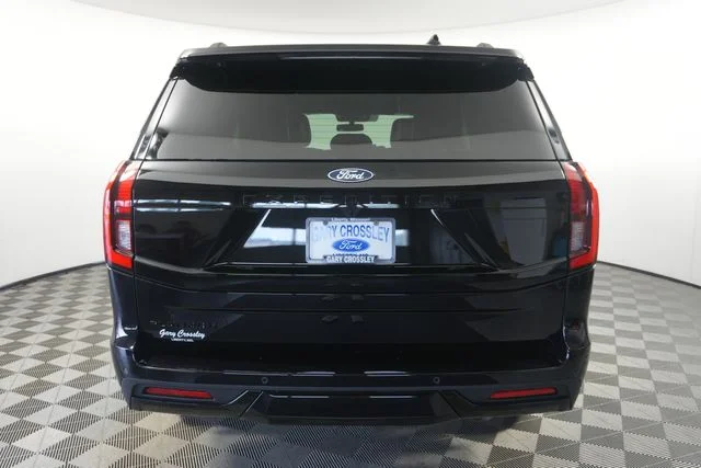 New 2027 Agate Black Metallic Ford Platinum image 4