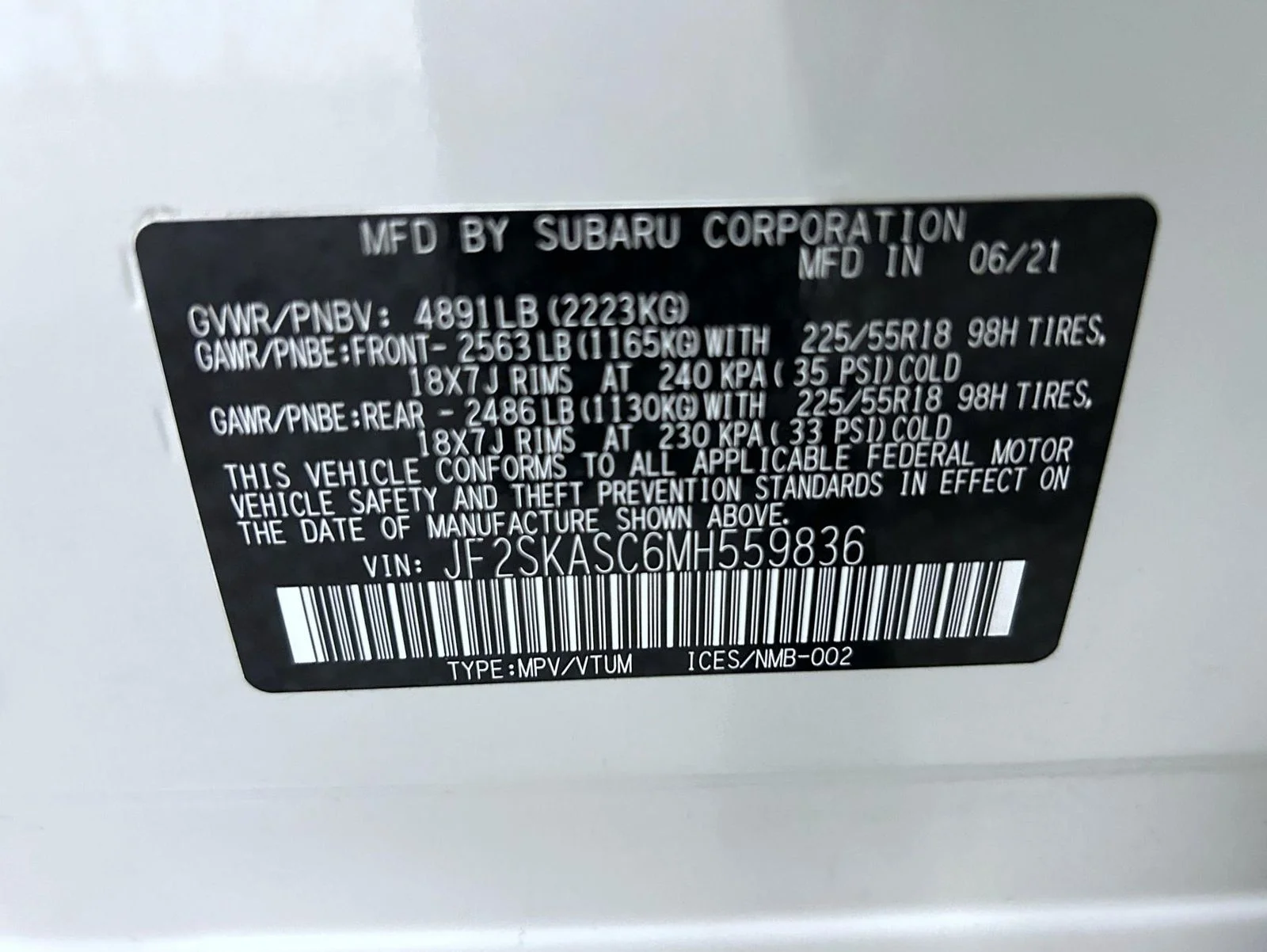 Used 2021 White Subaru Limited image 25