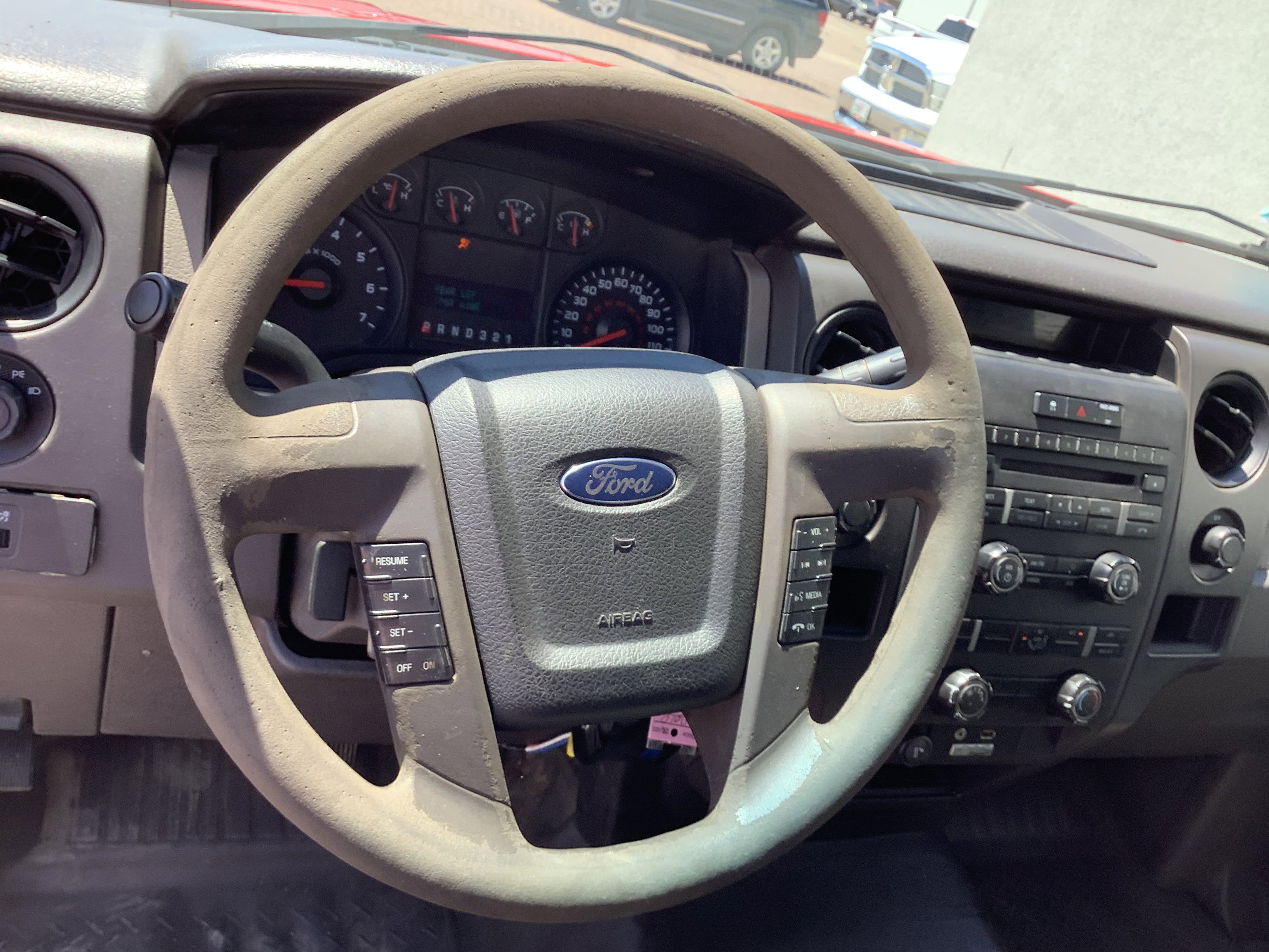 Used 2010 Red Ford XL image 10