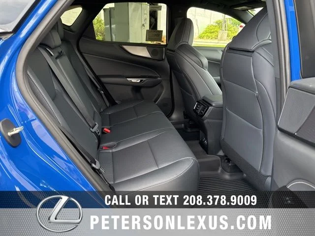 New 2026  Lexus 350 F SPORT Handling image 19