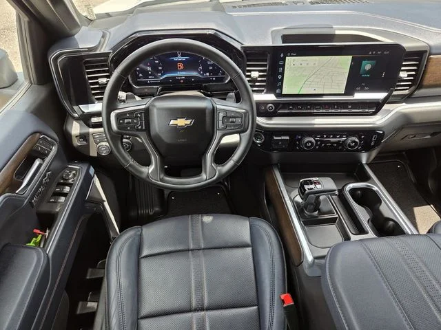 Used 2025 Beige Chevrolet High Country image 12