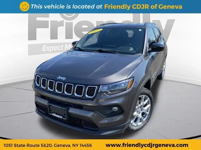 2023 Jeep Compass Latitude Lux