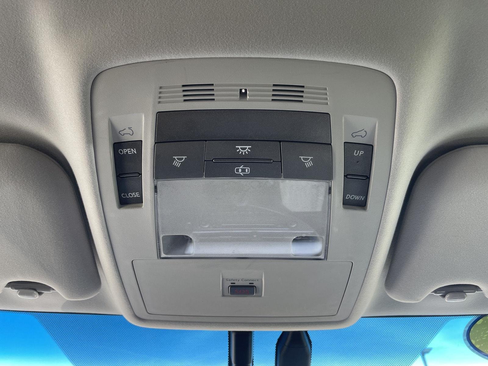Used 2014 Nebula Gray Pearl Lexus Base image 4