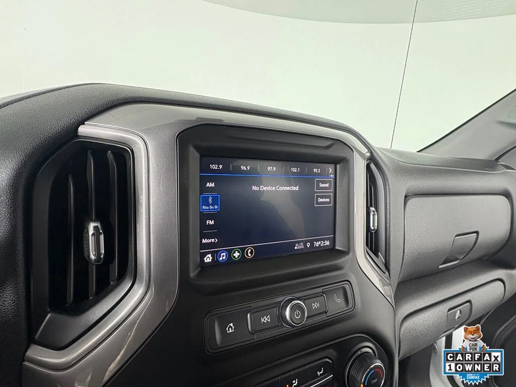 Used 2021 White Chevrolet Custom image 21