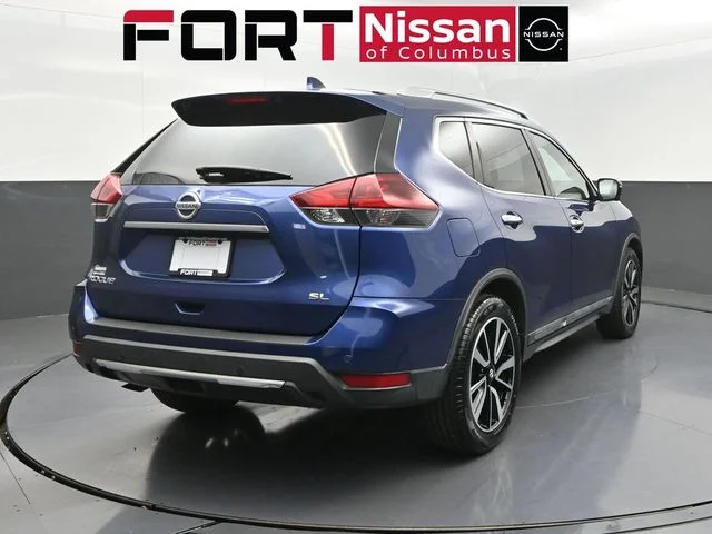 Used 2020 Blue Nissan SL image 6