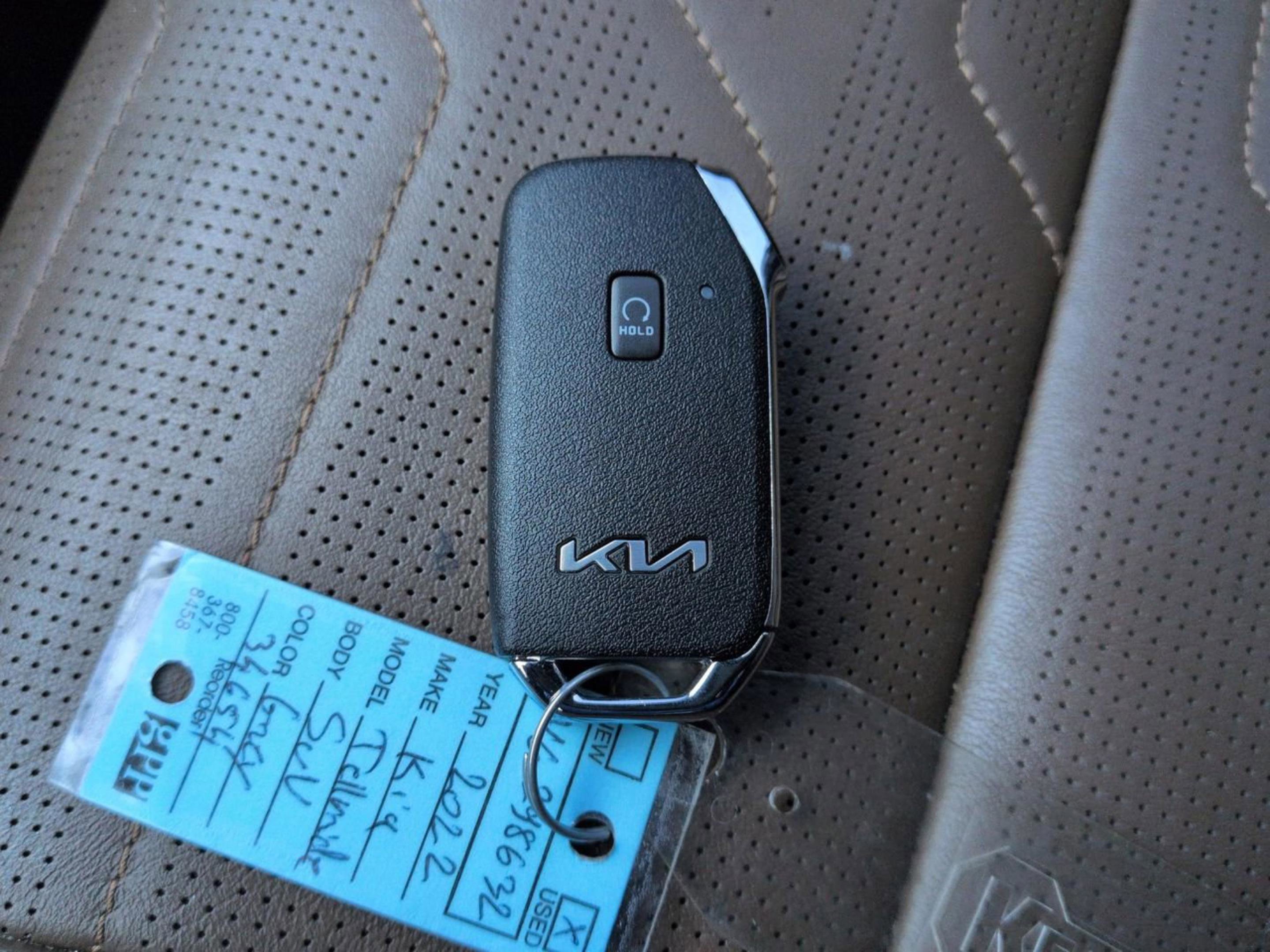 Certified Used 2022 Wolf Gray Kia SX image 33