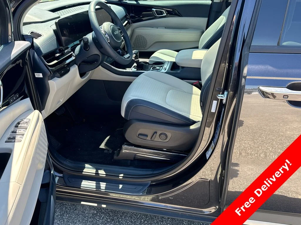 2025 Kia Carnival SX Prestige - Photo 9