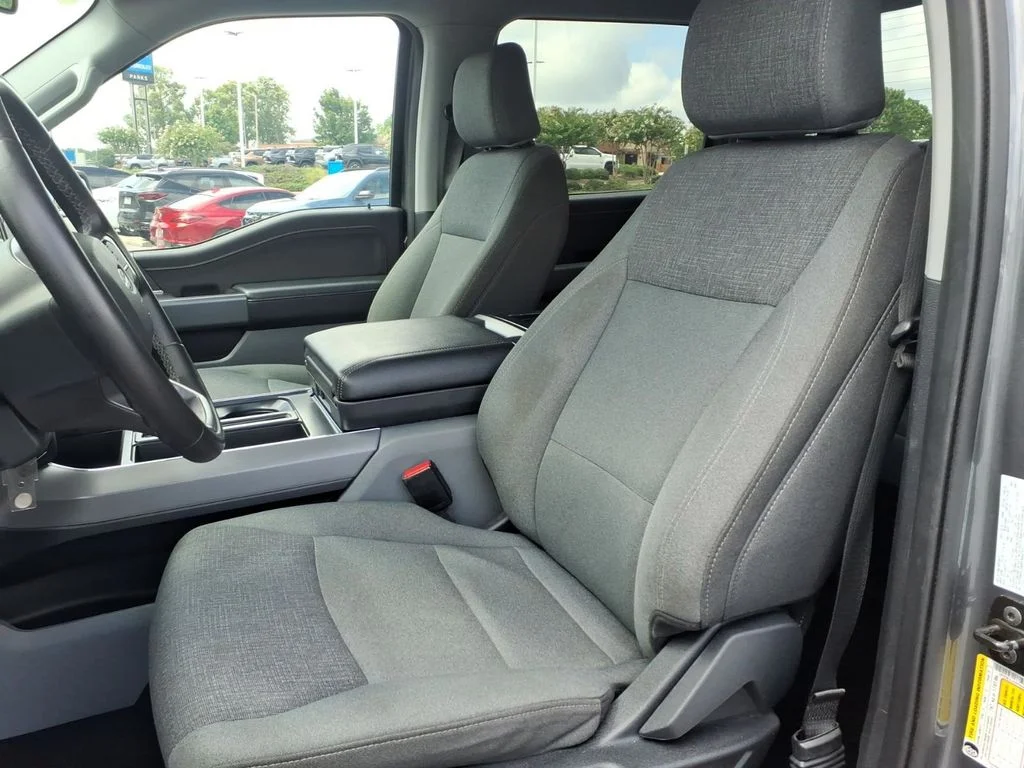 Used 2024 Gray Ford XLT image 20