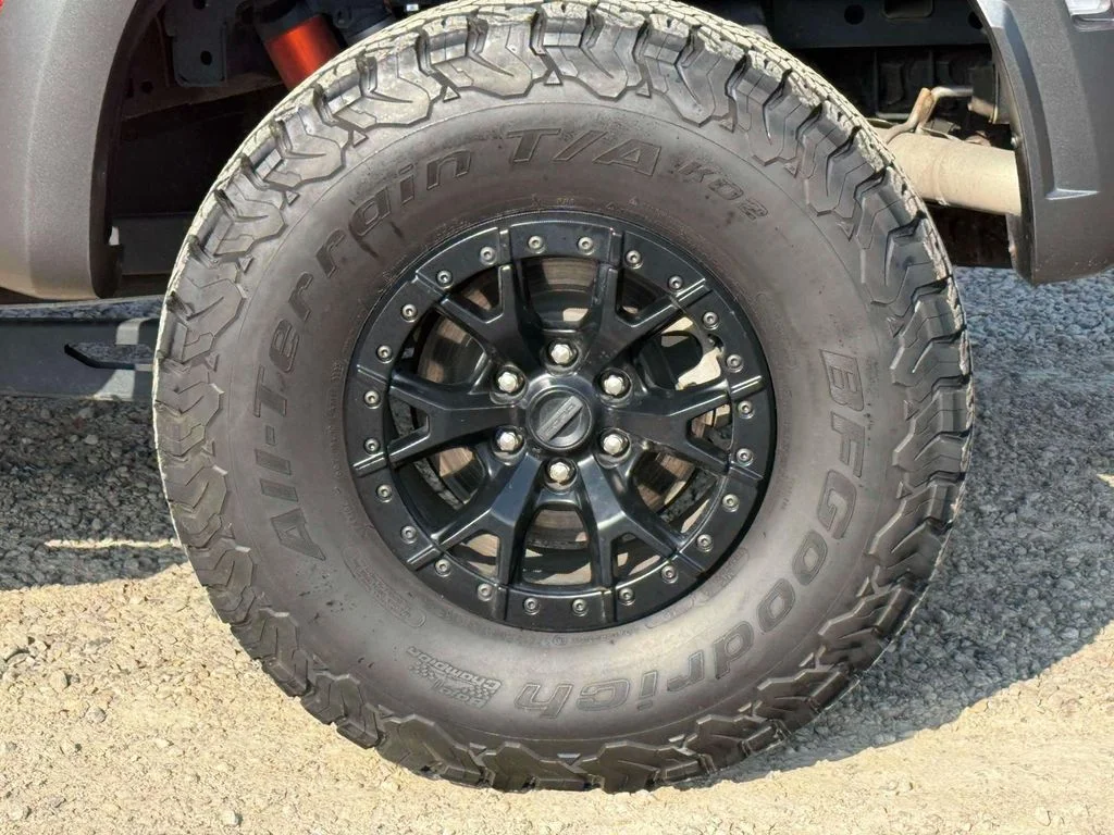 Used 2023 Orange Ford Raptor image 9