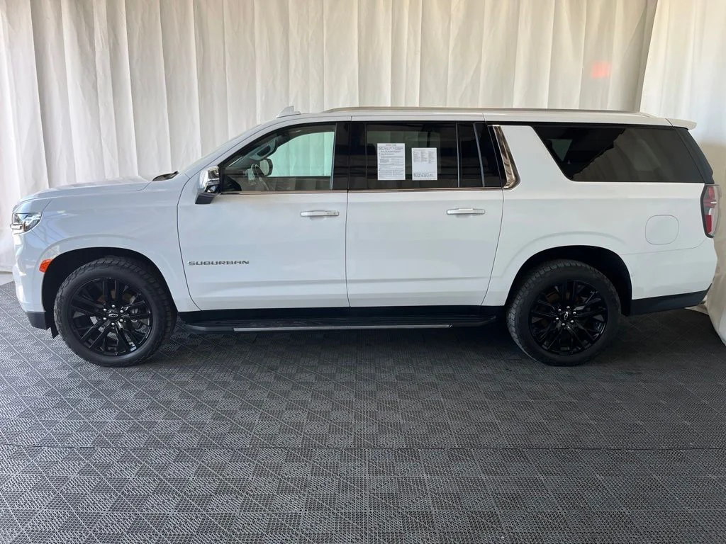 Used 2021 Summit White Chevrolet Premier image 26