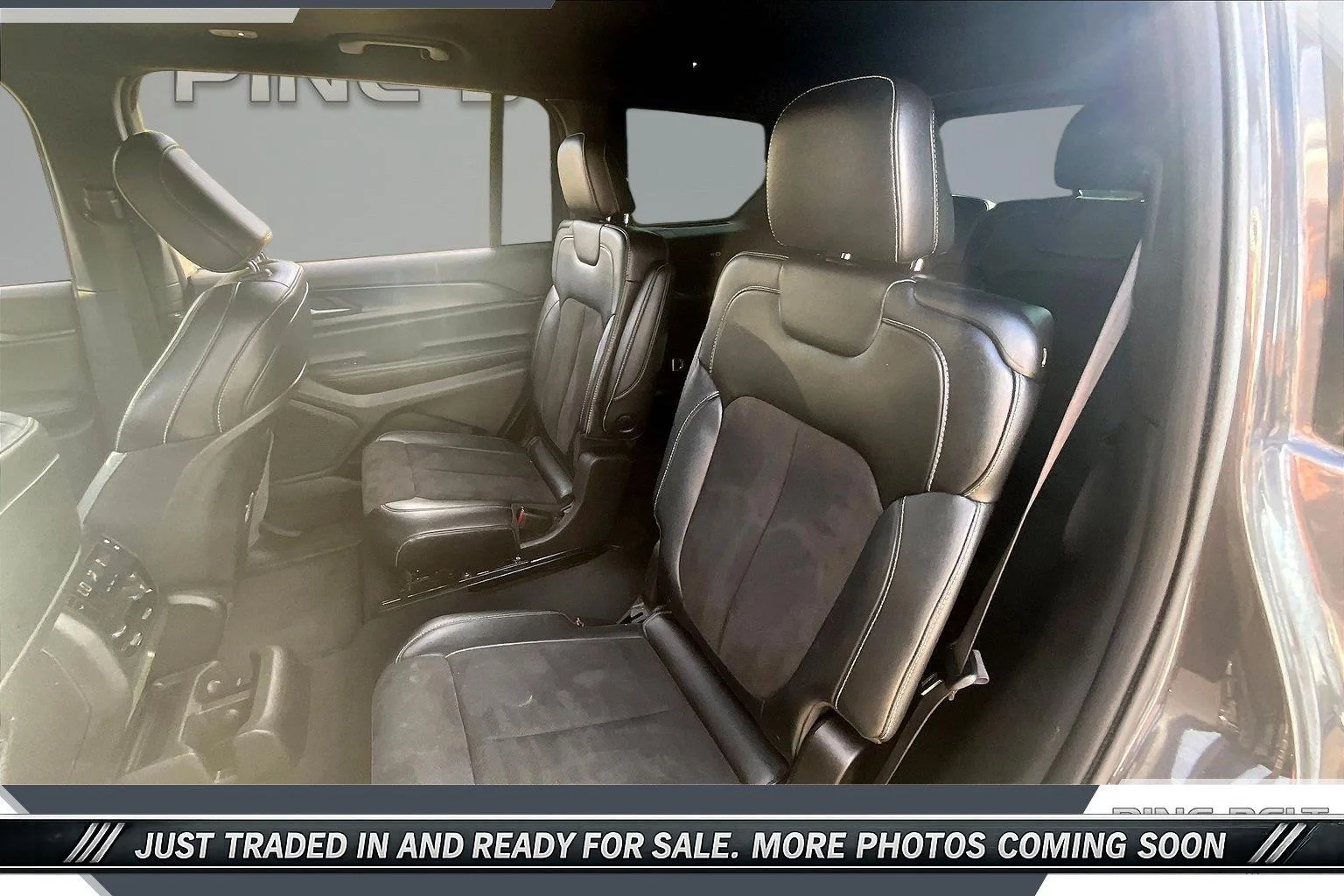 Used 2024 Baltic Gray Metallic Clearcoat Jeep Altitude X image 19