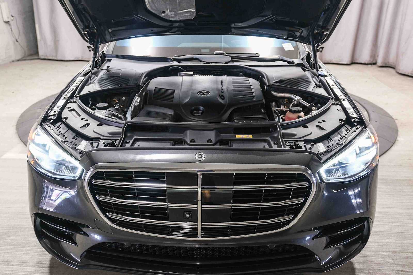 Certified Used 2022 Graphite Grey Mercedes-Benz S 500 image 32