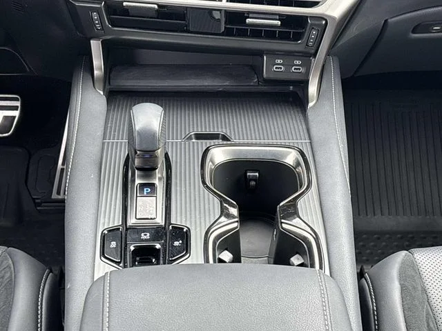 Used 2024 Silver Lexus 500h F SPORT Performance image 18