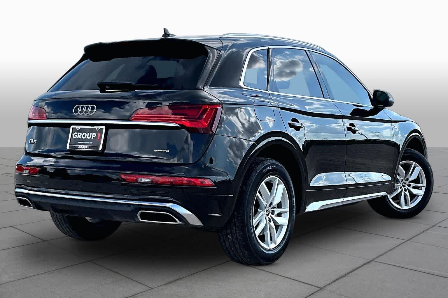 Used 2023 Mythos Black Metallic Audi S line Premium image 13