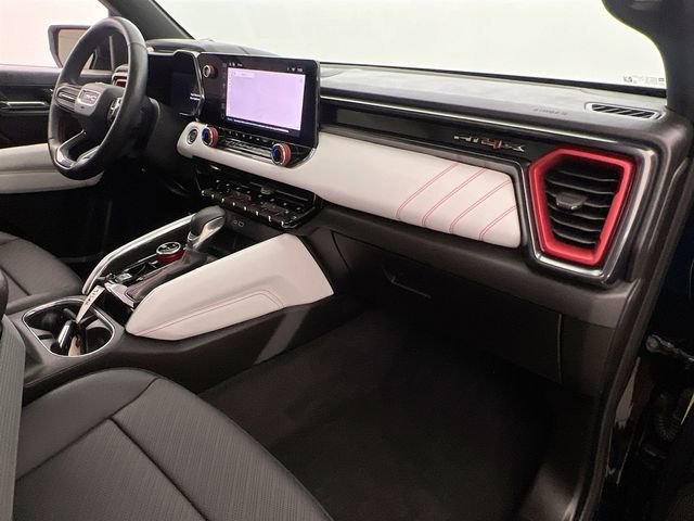 2024 GMC Canyon AT4X - Photo 13