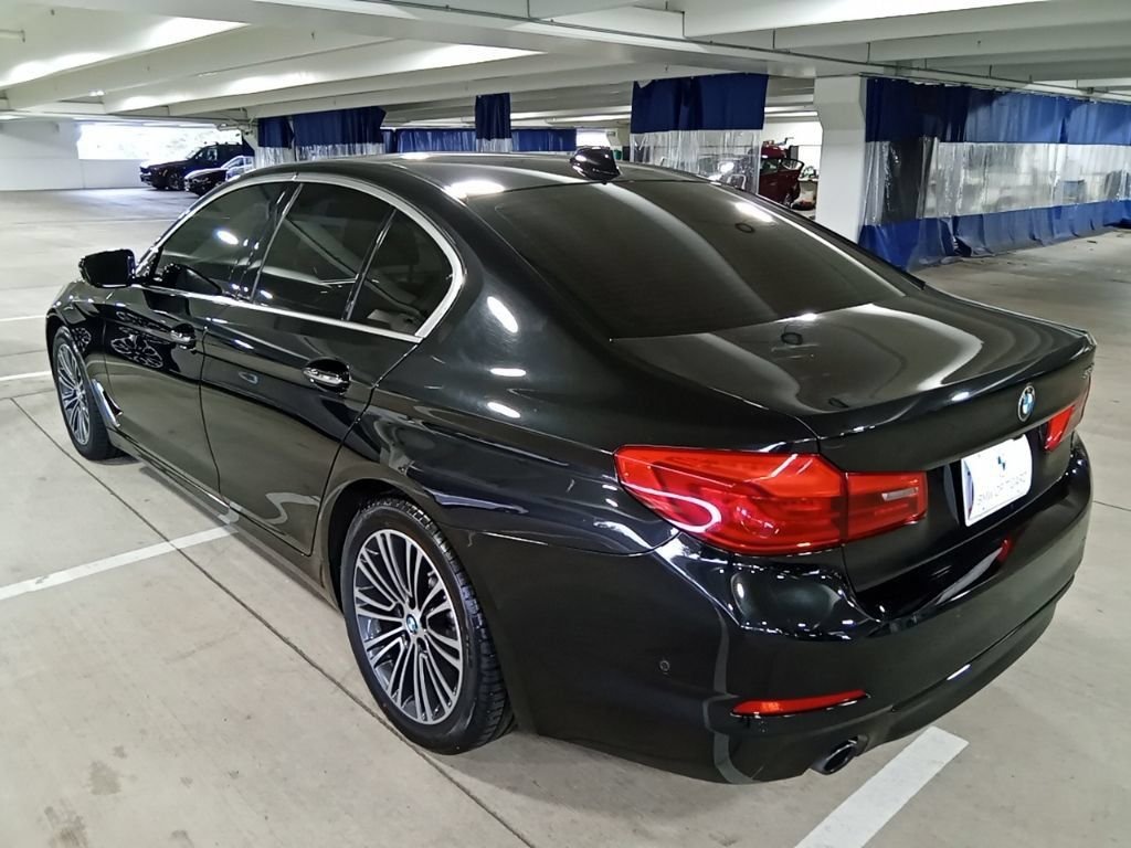 Used 2018 Black Sapphire Metallic BMW 530i image 7