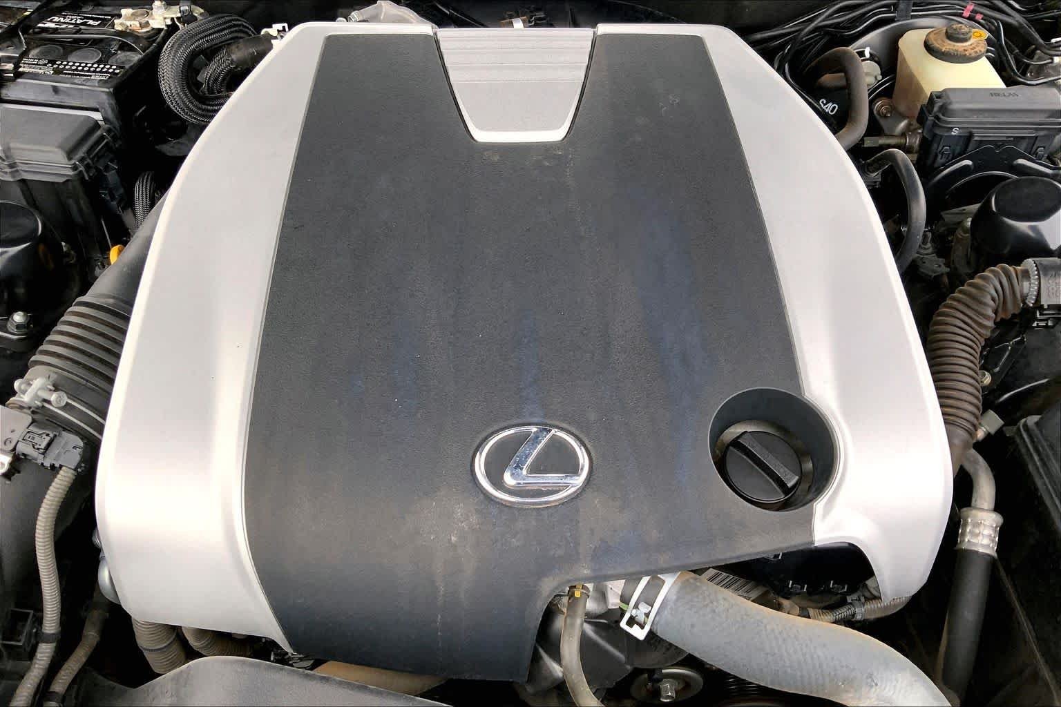 Used 2015 Obsidian Lexus  image 33