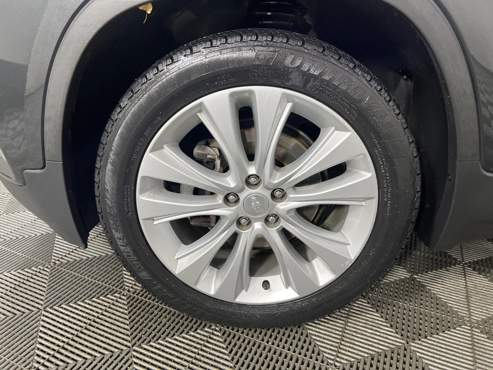Used 2019 Nightfall Gray Metallic Chevrolet Premier image 44
