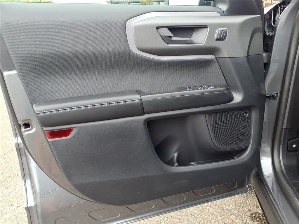 New 2025 Carbonized Gray Metallic Ford Outer Banks® image 4