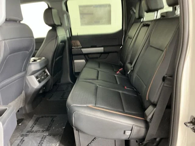 New 2026 Star White Metallic Tri-Coat Ford Lariat image 32