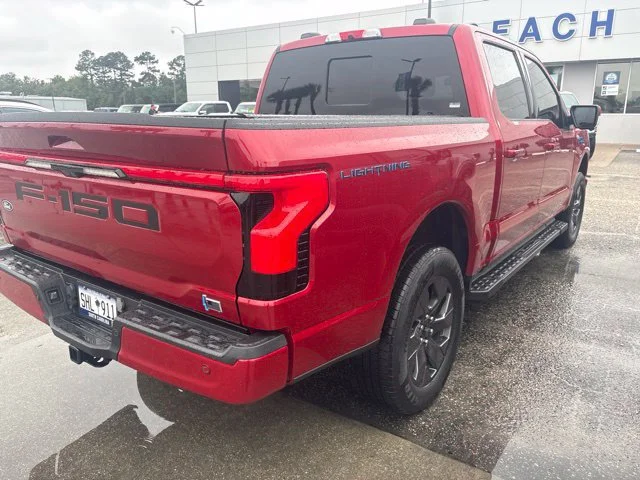 Used 2024 Red Ford Lariat image 2