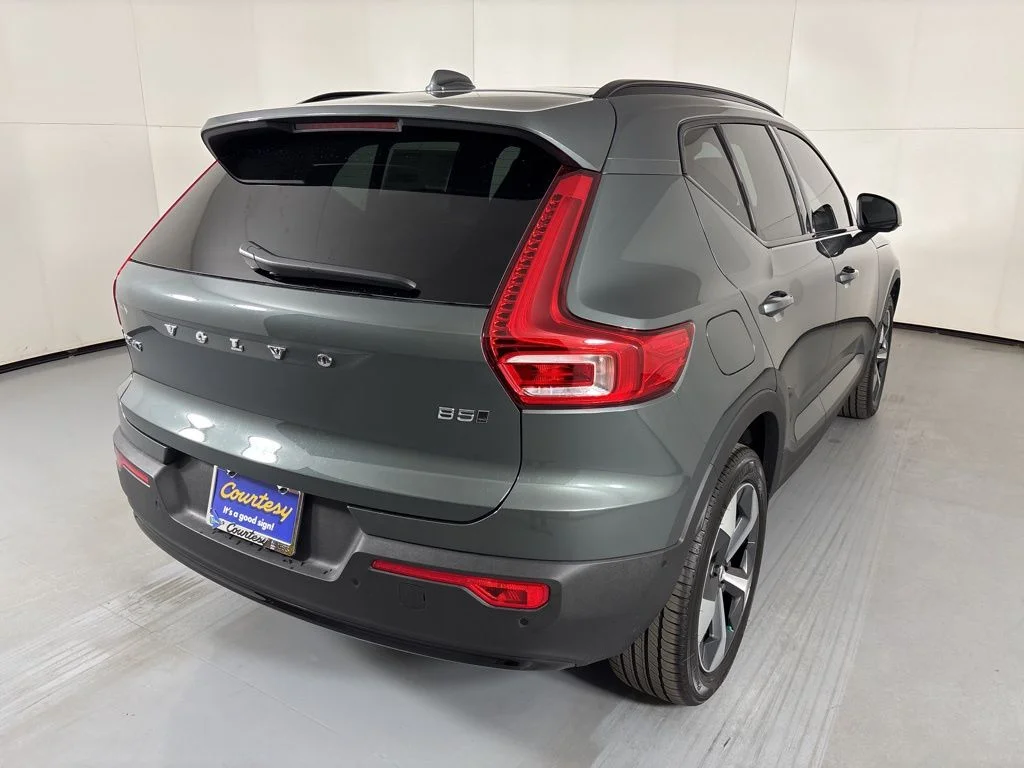 New 2026 Forest Lake Volvo Plus image 8