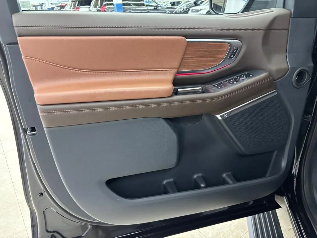 New 2026 Agate Black Metallic Ford King Ranch® image 10