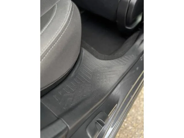 New 2026 MAGNETITE GRAY PEARL Subaru Premium image 38