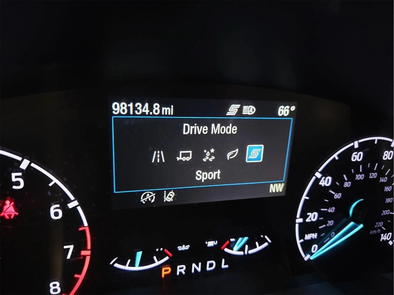 Used 2022 Oxford White Ford XL image 30
