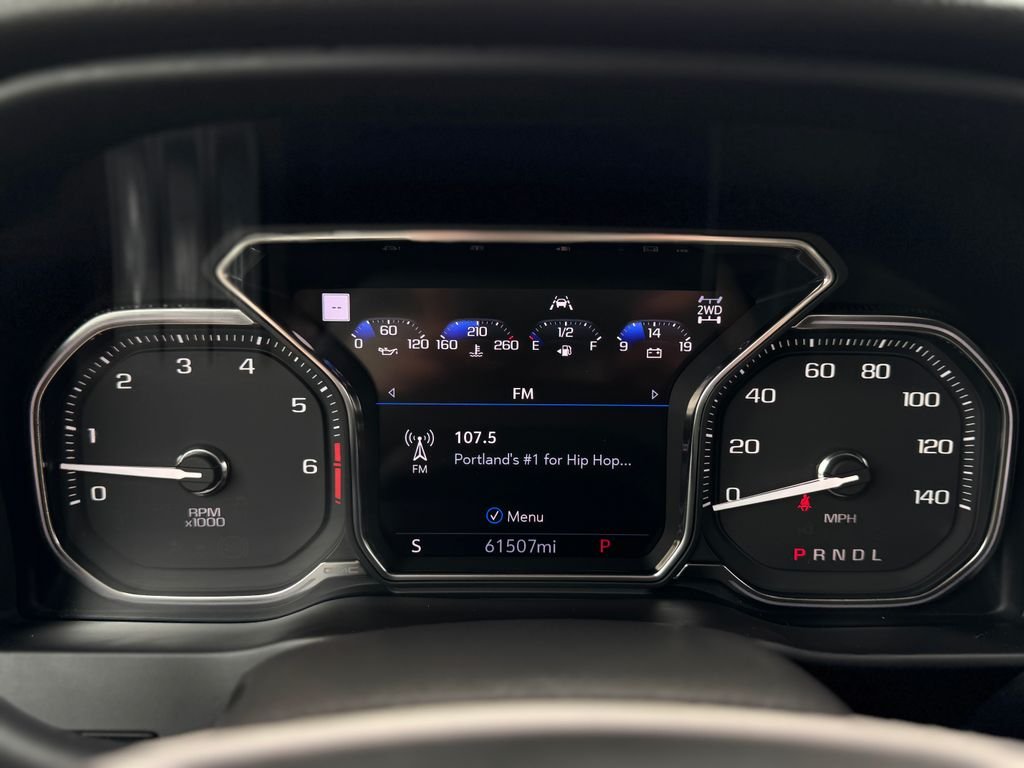 Used 2022 Summit White GMC AT4 image 18