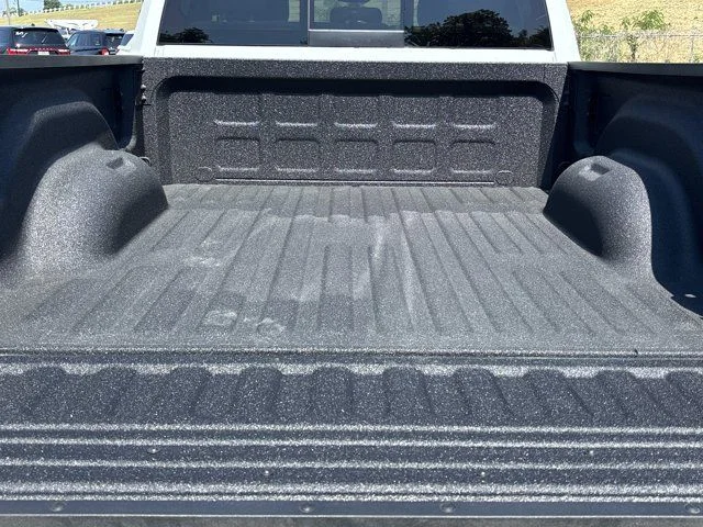 New 2026 Bright White Clear-Coat Exterior Paint RAM Tradesman image 5
