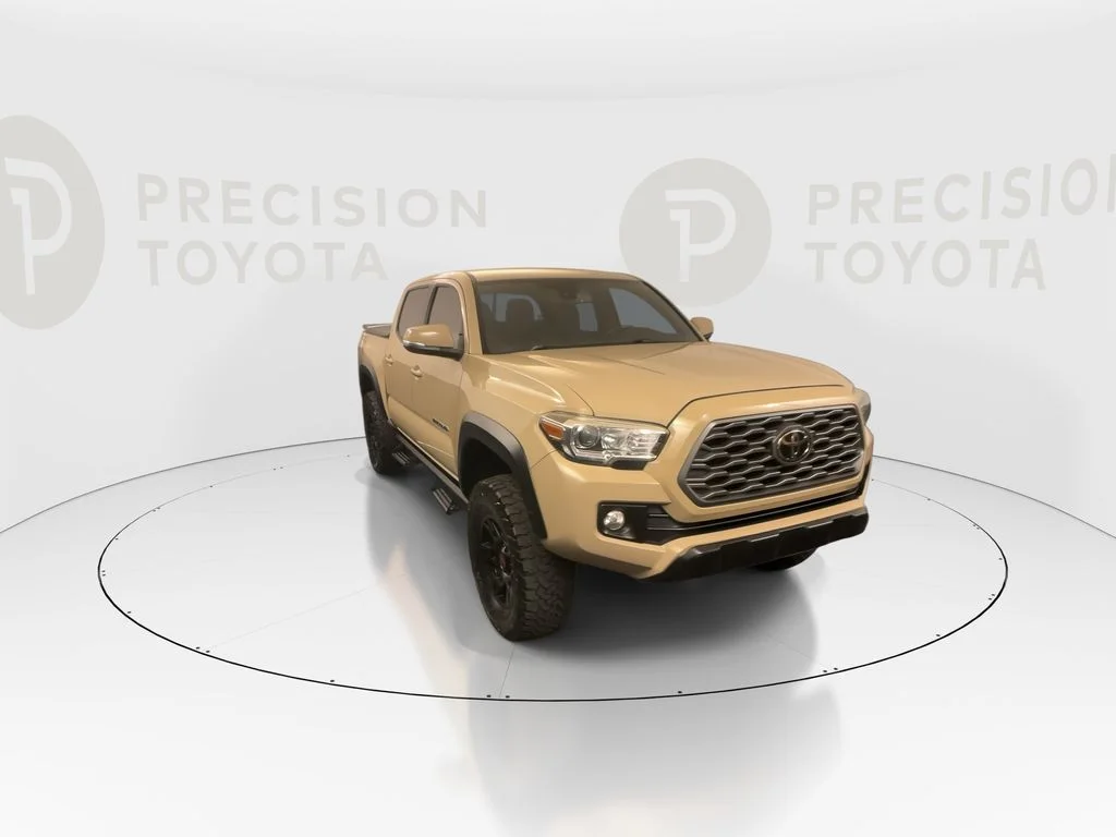 Used 2018 Quicksand Toyota TRD Off-Road image 4