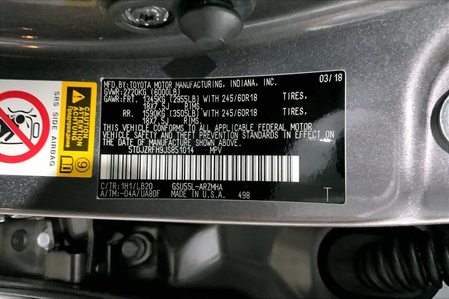 Used 2018 Predawn Gray Mica Toyota XLE image 37