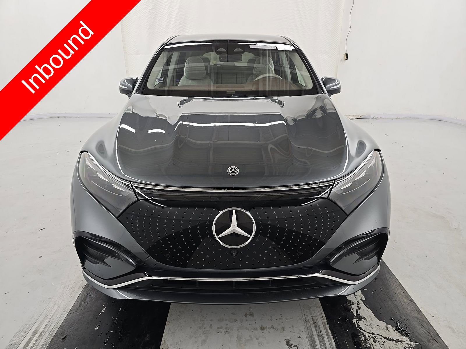 Used 2024 Gray Mercedes-Benz 450 image 2