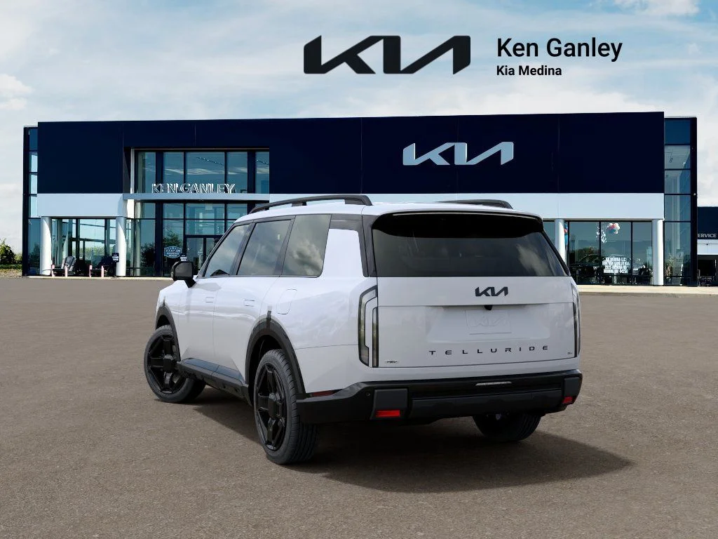 New 2027 Glacial White Pearl Kia X-LINE SX image 4