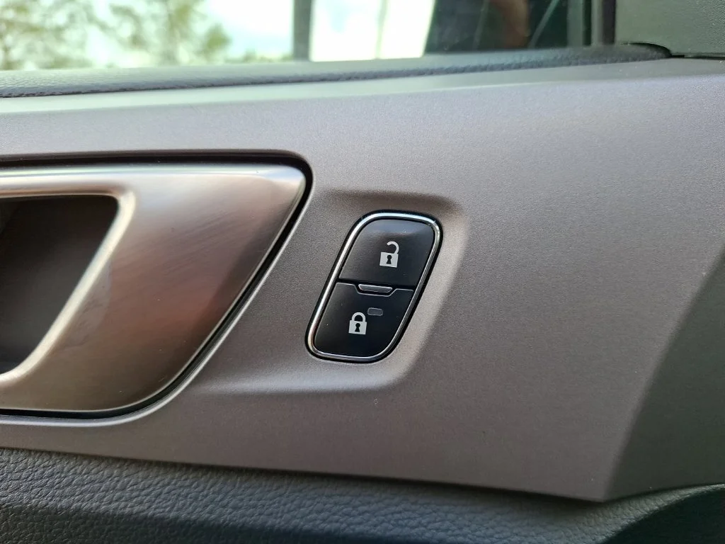 Used 2023 Gray Ford XLT image 13