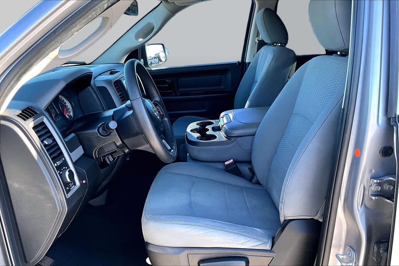 Used 2019 Billet Silver Metallic Clearcoat Ram Tradesman image 8