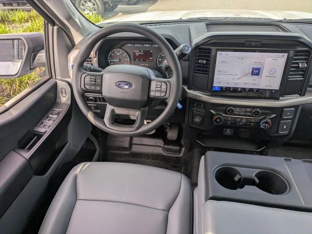 New 2026 Oxford White Ford XL image 15