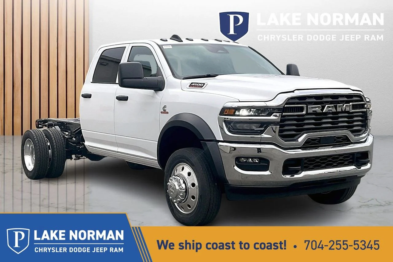 2026 RAM 4500 Tradesman 4X4 Crew Cab DRW 173" WB's photo