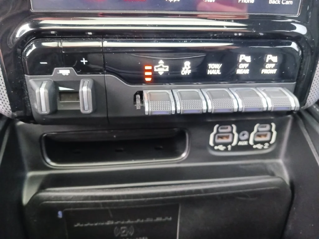 Used 2020 Silver Ram Limited image 27