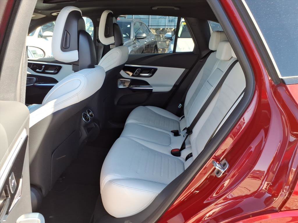 Certified Used 2026 MANUFAKTUR Patagonia Red Metallic Mercedes-Benz GLC 300 image 13