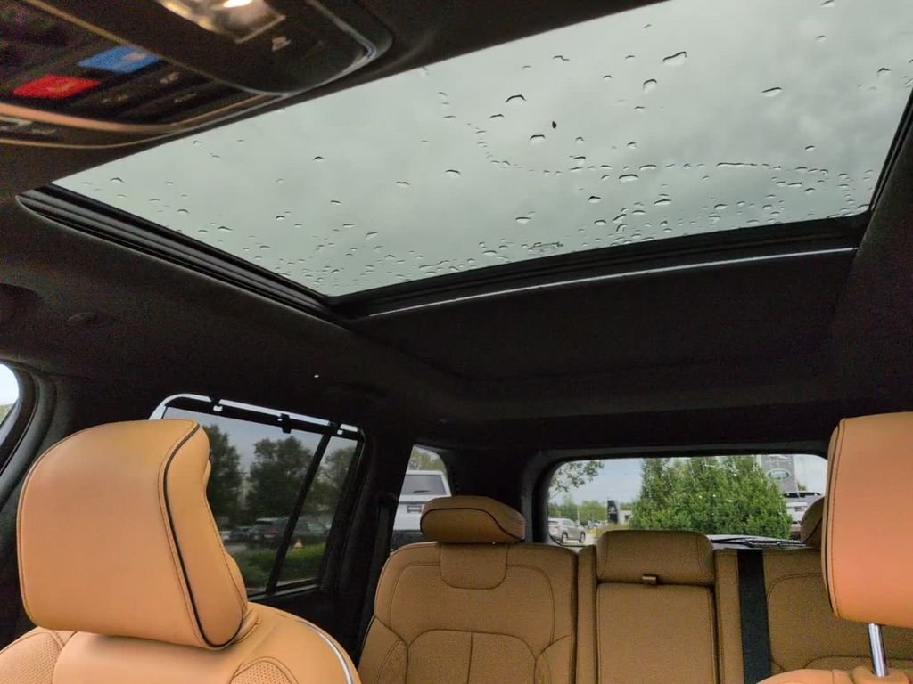 New 2027 Bright White Clearcoat Jeep Summit image 23