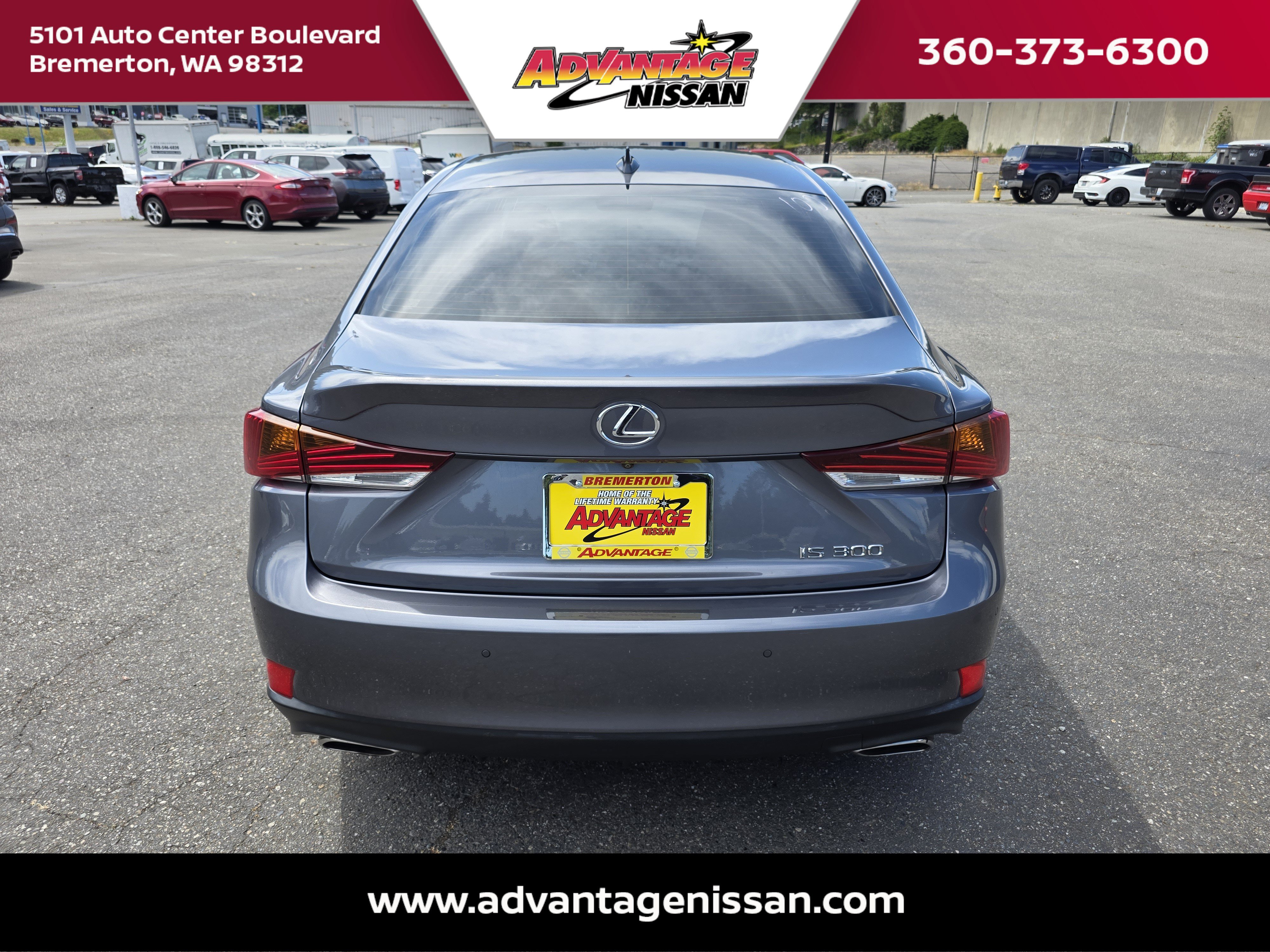 Used 2018 Gray Pearl Lexus 300 image 4