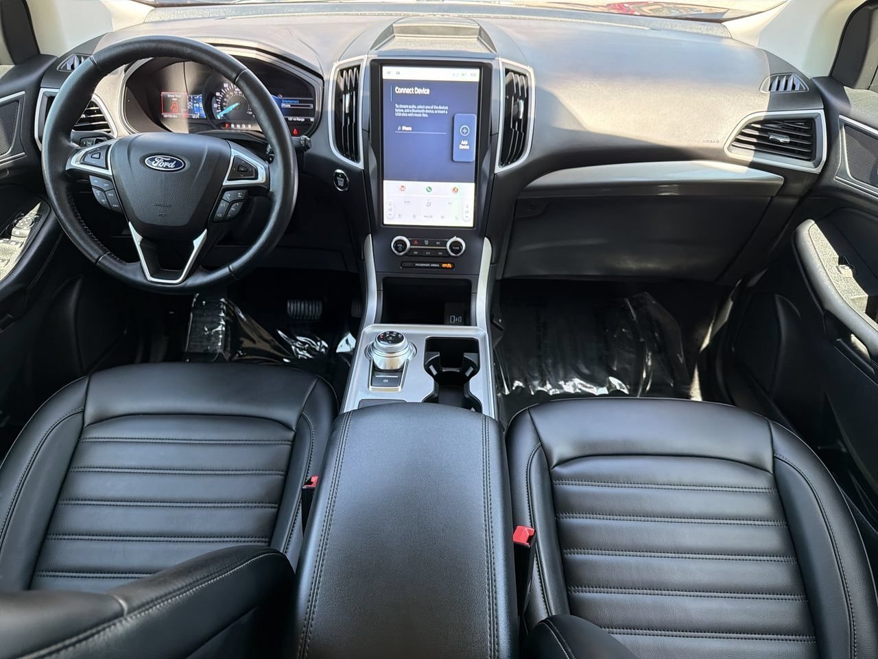 Used 2023 Black Metallic Ford SEL image 13