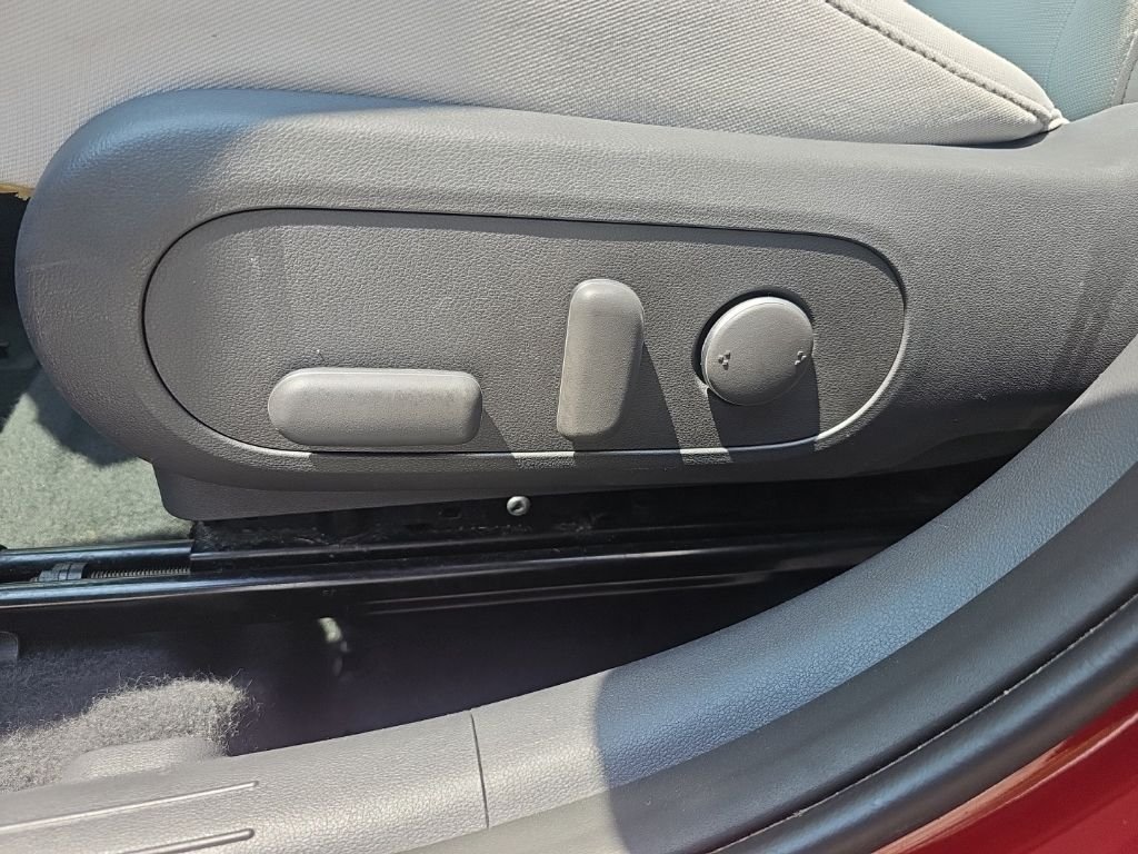 2024 Hyundai Kona SEL - Photo 13