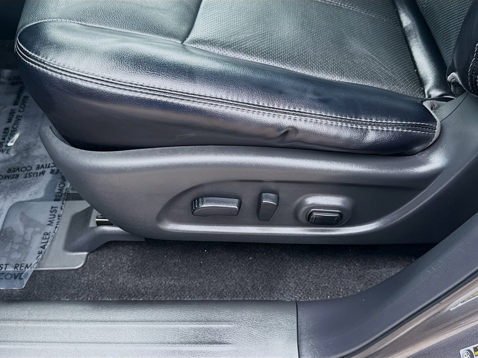Used 2020 Gun Metallic Nissan Platinum image 16