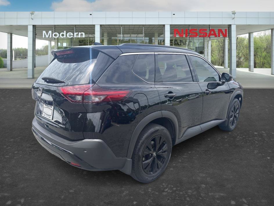 Used 2023 Super Black Nissan SV image 5